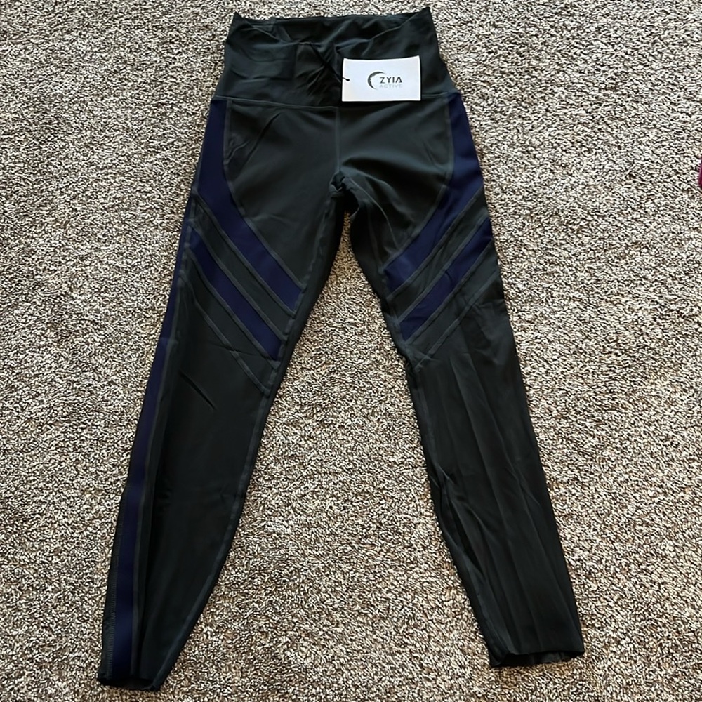 NWT Zyia Active Dark Olive Mesh Luxe Leggings Women’s Size 4